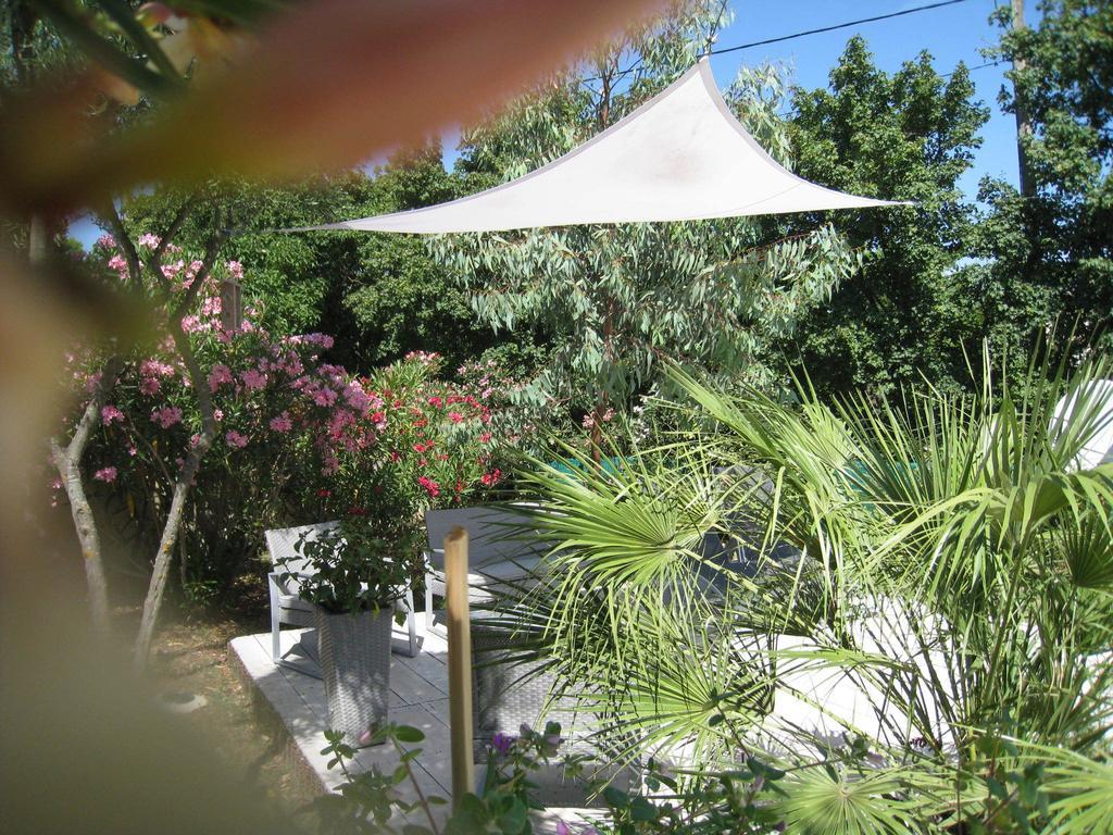Le Clos Olives Comps  객실 사진